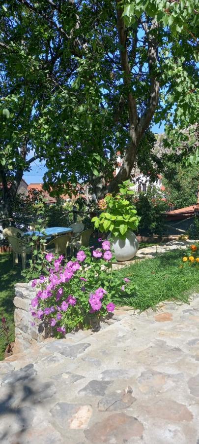 Roleo Guest House Lini Zewnętrze zdjęcie
