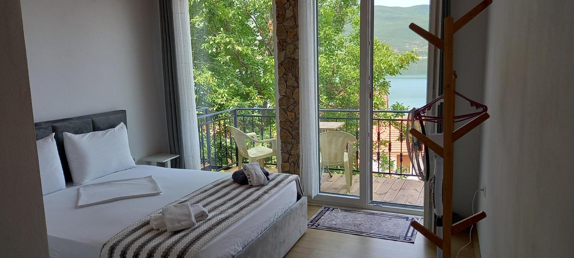Roleo Guest House Lini Zewnętrze zdjęcie