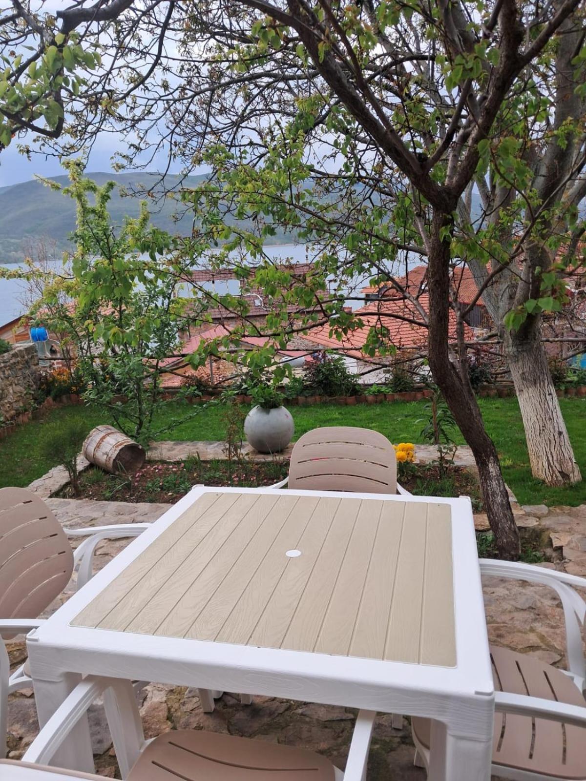 Roleo Guest House Lini Zewnętrze zdjęcie